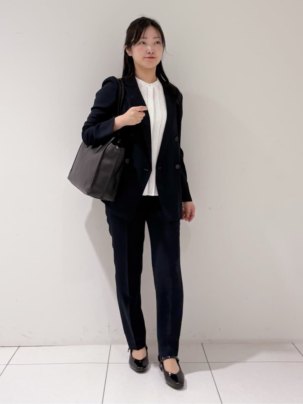 momokoさんの「INDIVI｜【洗える／多機能／SETUP可】着る日傘ダブルジャケット」を使ったコーディネート