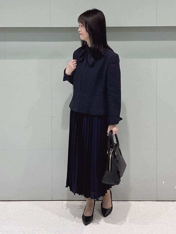 makiさんの「UNTITLED｜【きれいめ】ツイード ペプラムジャケット」を使ったコーディネート