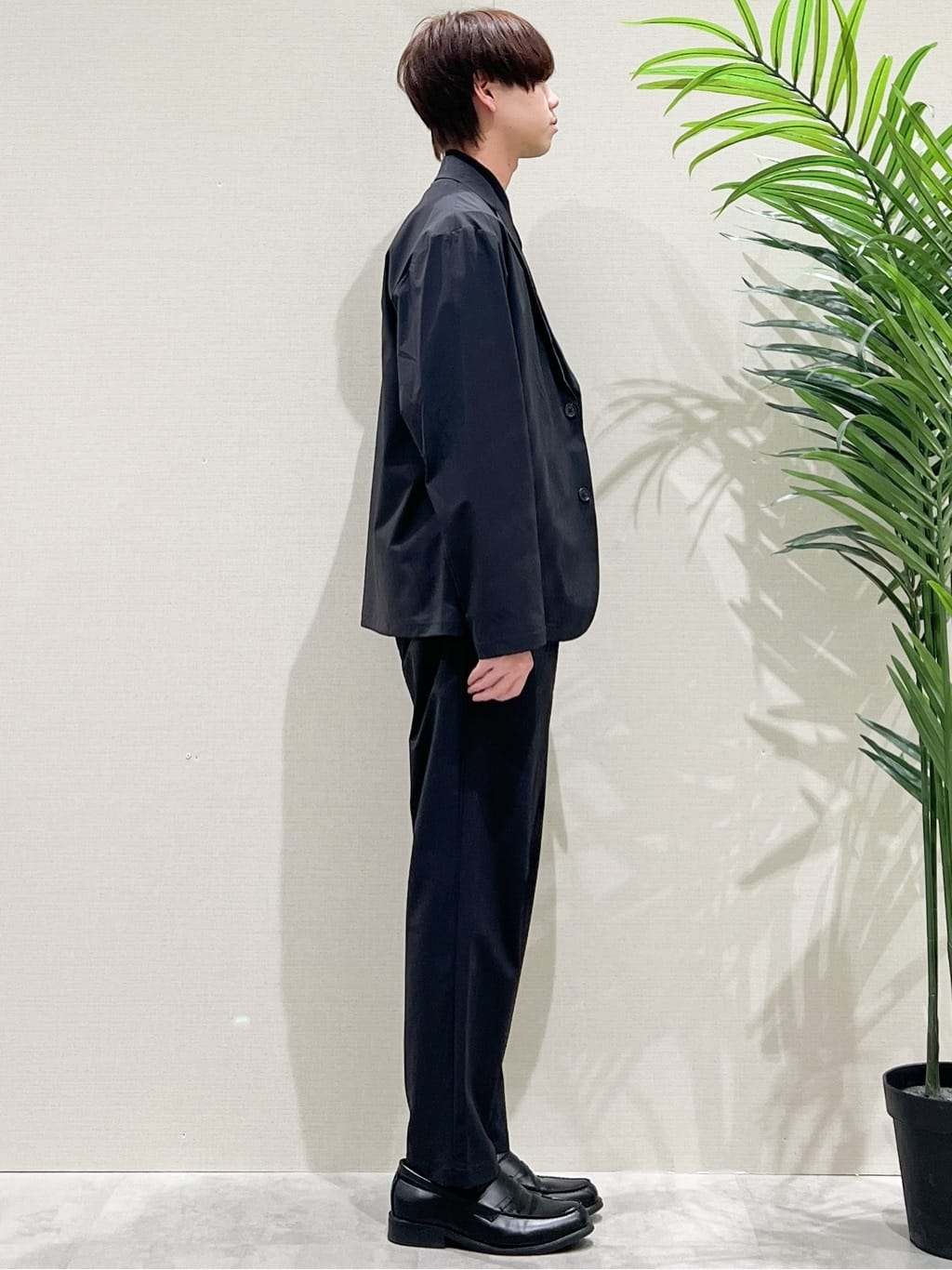 SHI-MAさんの「THE SHOP TK｜《KURO》コーデュラナイロン ジャケット セットアップ可／防シワ／撥水／ストレッチ」を使ったコーディネート