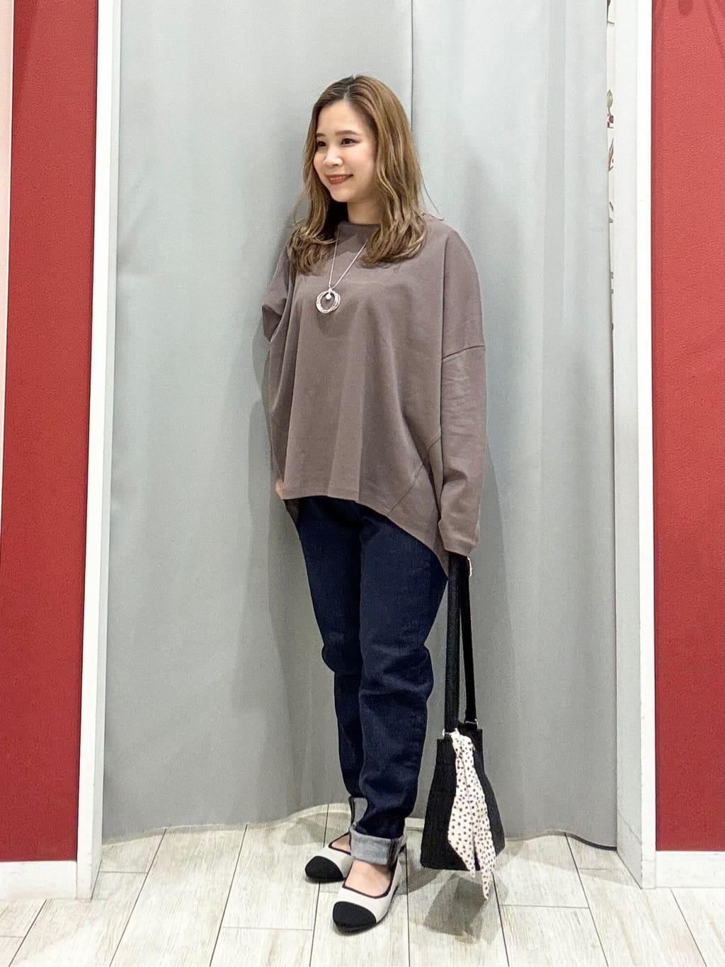 shioさんの「SHOO･LA･RUE｜【SHOO・LA・RUE DENIM】毎日使いたくなる ストレッチデニムスキニーパンツ」を使ったコーディネート