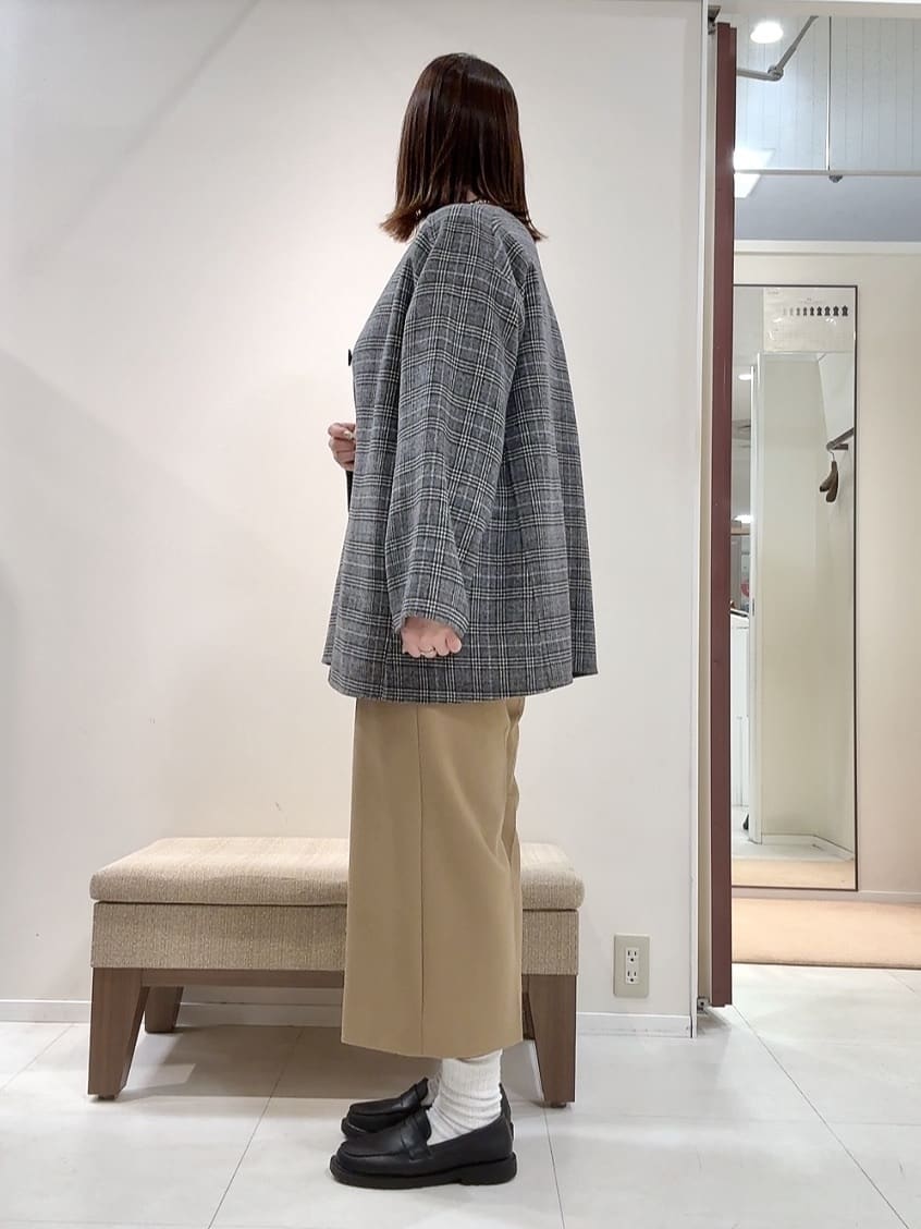 YUIさんの「UNTITLED｜【ミディ丈/軽やか】セミラグランリバー コート」を使ったコーディネート