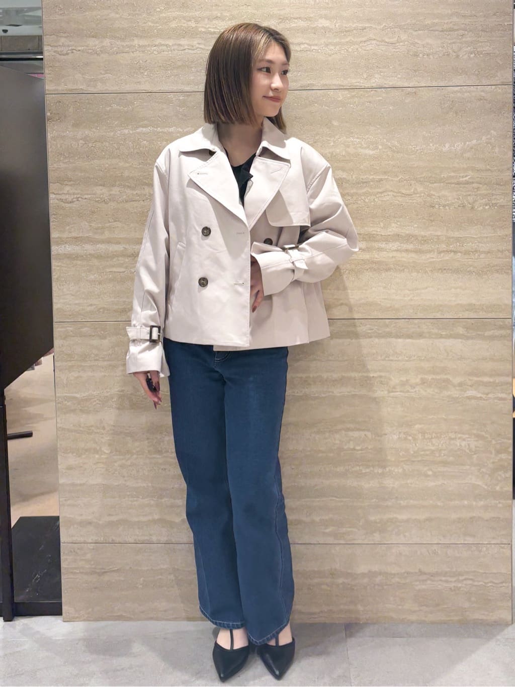 ふうかさんの「index｜キャンディスリーブショートトレンチコート【洗濯機OK／撥水／防花粉】《5col》」を使ったコーディネート