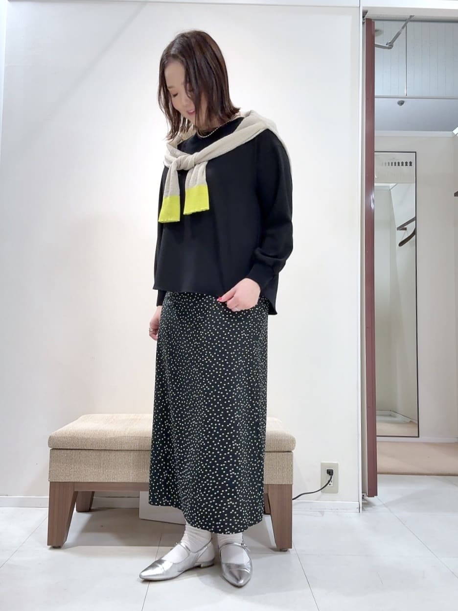 YUIさんの「UNTITLED｜【洗える】シアーニットカーディガン」を使ったコーディネート