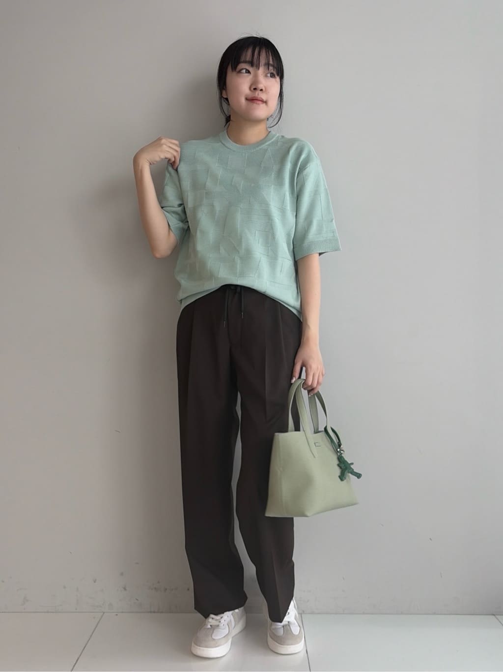Akutagawaさんの「TAKEO KIKUCHI｜【徳島ニット】ニットＴシャツ」を使ったコーディネート