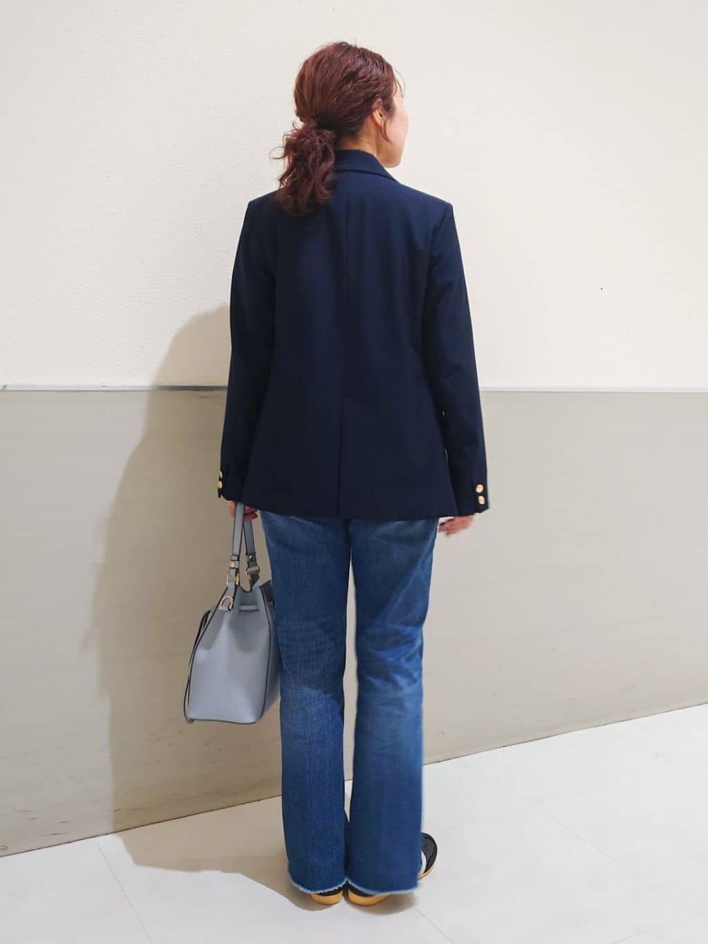 maruさんの「THE SHOP TK｜【通勤にもデイリーにも】CAVIAN 金ボタンダブルブレストジャケット」を使ったコーディネート