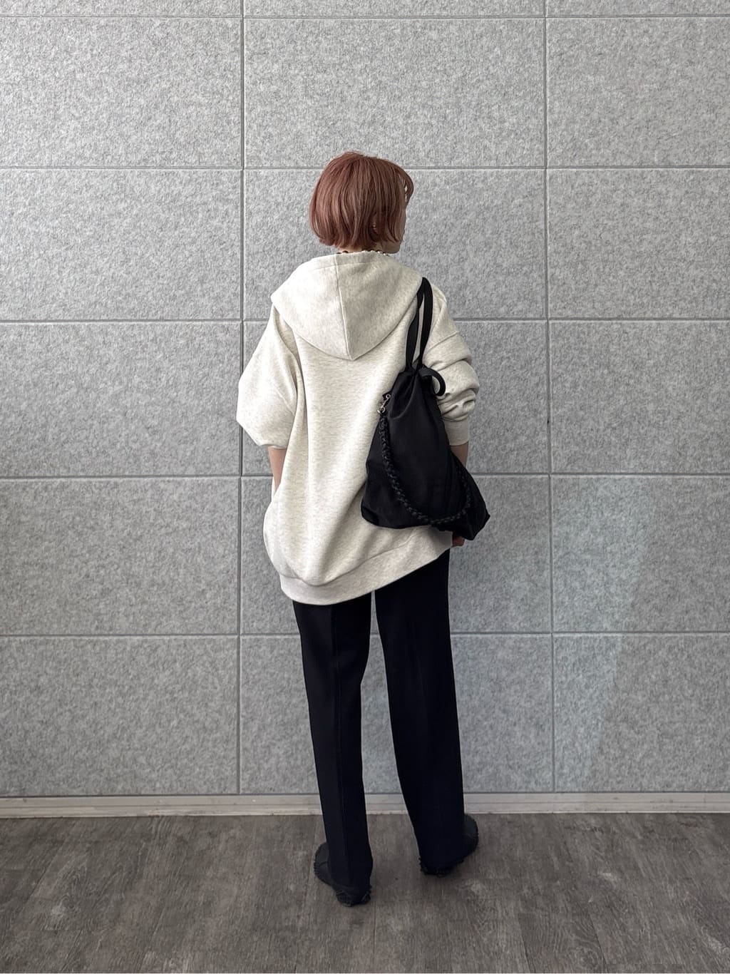 mikuさんの「INDIVI｜Timeless｜ストレートフレアパンツ」を使ったコーディネート