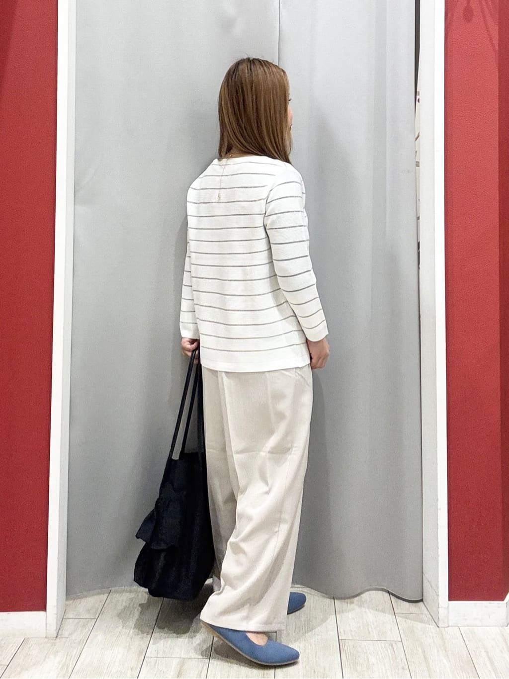 shioさんの「SHOO･LA･RUE｜【高レビュー/洗濯機可/S-LL】さらっと着られる 8分袖Ⅴネックニット」を使ったコーディネート