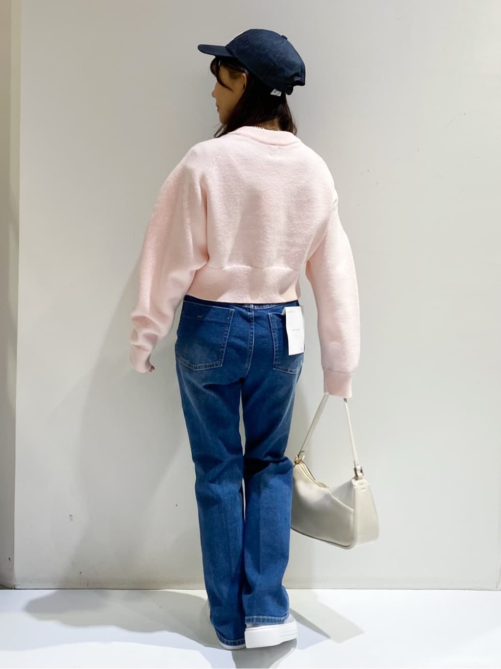 ちぃさんの「OPAQUE.CLIP｜ショルダータックショートニット【洗濯機OK】」を使ったコーディネート