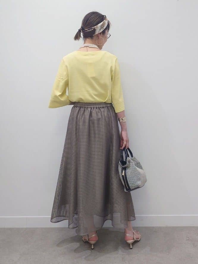 MUTSUKOさんの「UNTITLED｜【洗える/清涼感】袖スリットニットプルオーバー」を使ったコーディネート