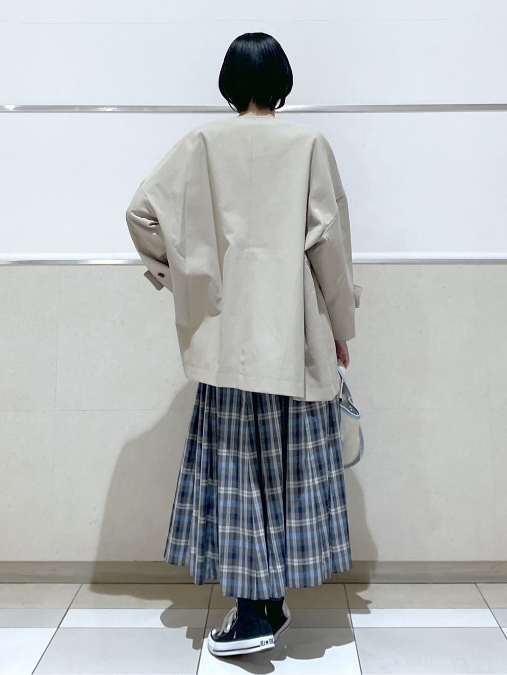 eriko さんの「Dessin｜【花粉ガード/撥水加工/洗える】クルーネックスプリングコート」を使ったコーディネート