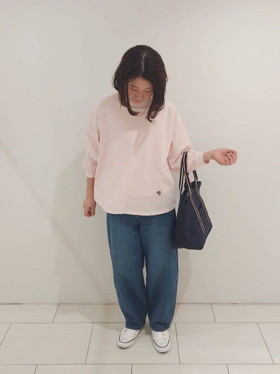 HIROさんの「Dessin｜【360度可愛い・洗える】バックヘンリーカットソー」を使ったコーディネート