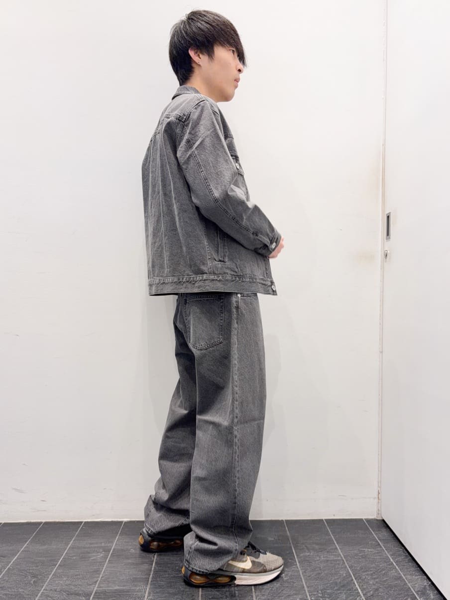 ちびちゃんさんの「THE SHOP TK｜【大人にも取り入れやすい】デニムジャケット セットアップ可/洗濯機OK」を使ったコーディネート