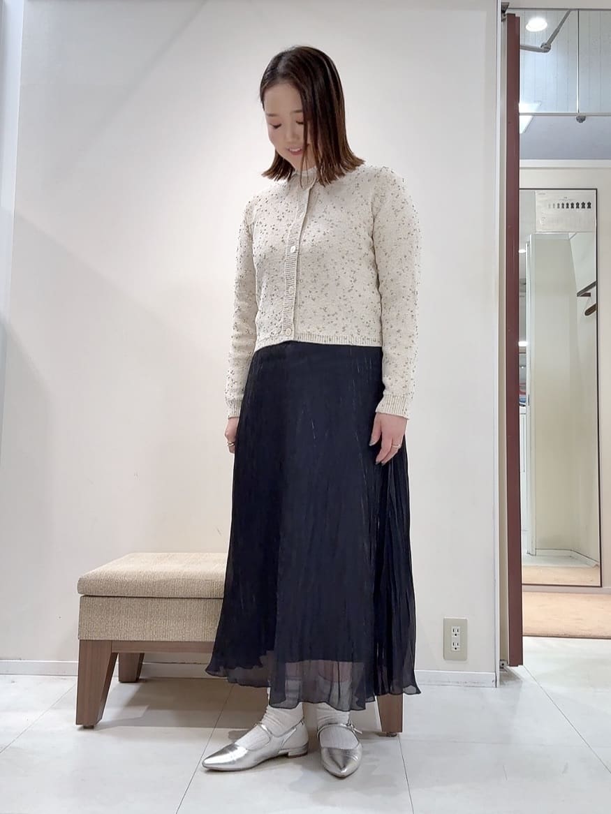 YUIさんの「UNTITLED｜◆【セレモニー/定番人気】ハイネックフリル ブラウス」を使ったコーディネート