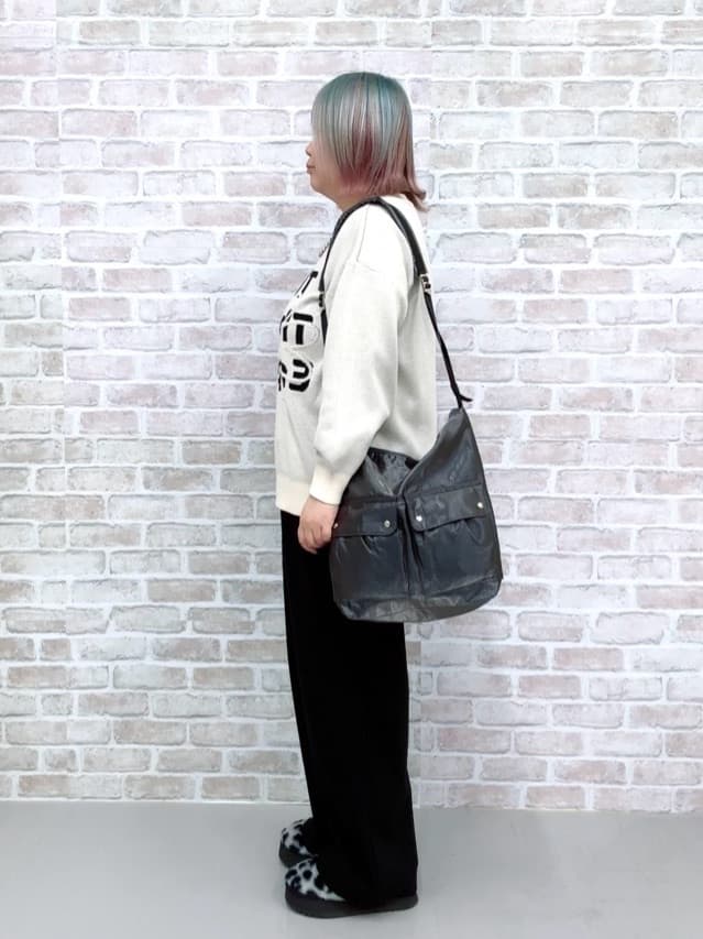 🦄ちゃんふくさんの「SHOO･LA･RUE｜【洗濯機可/S-LL】 フラップイージーワイドパンツ」を使ったコーディネート