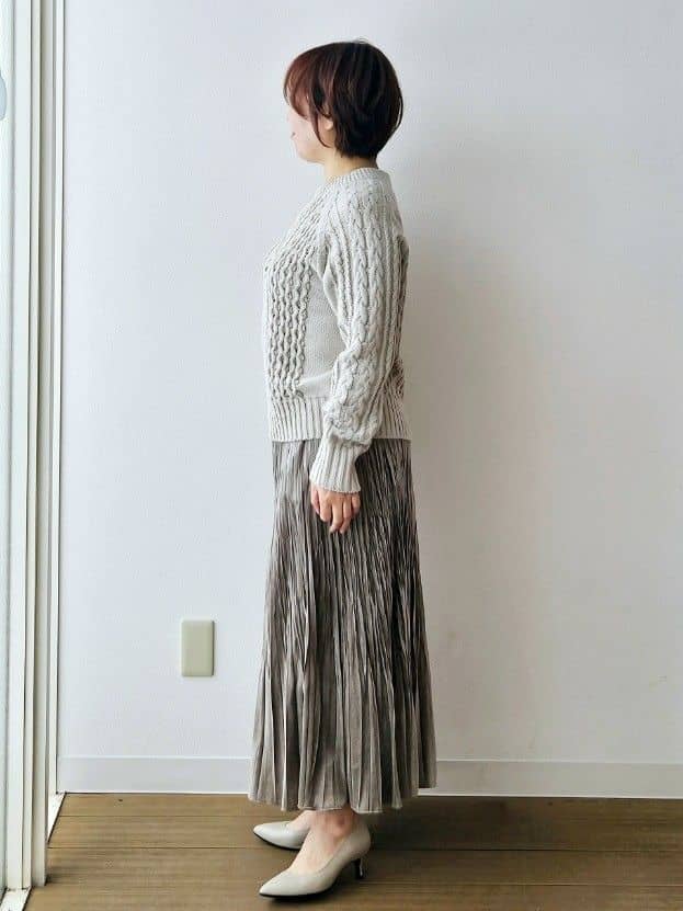 やじまさんの「UNTITLED｜【洗える】スポンディッシュ ケーブル柄ニット」を使ったコーディネート