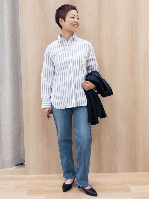 シュウコさんの「grove｜【マシンウォッシュ/防シワ】ダブルテーラードジャケット【着回しカセット】」を使ったコーディネート