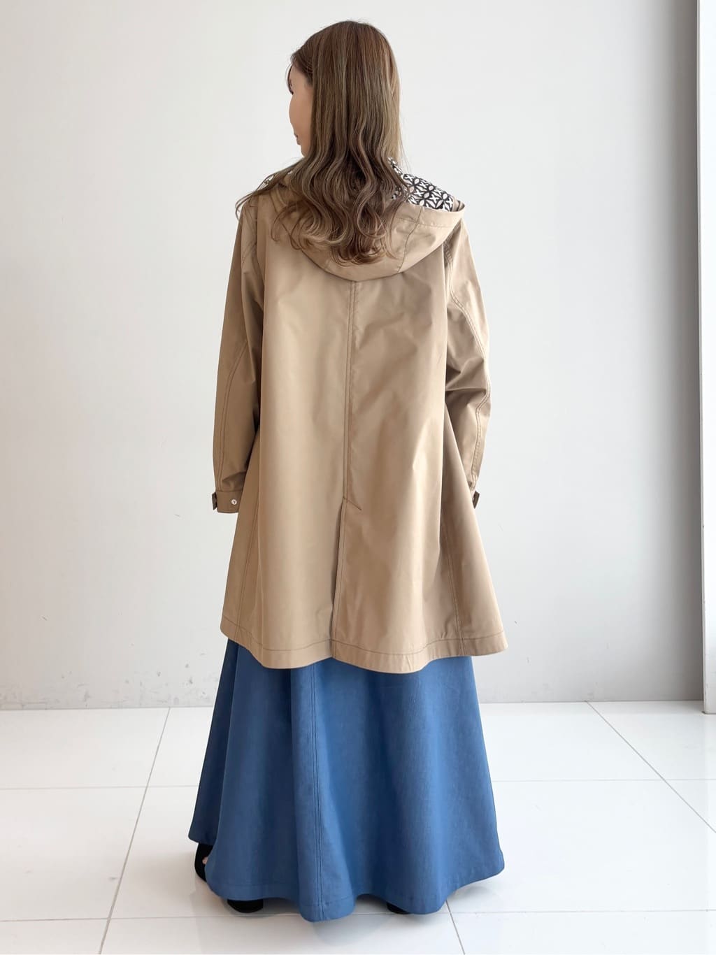 清水夏姫さんの「DRESSTERIOR｜【ウォッシャブル/撥水素材】撥水フーテッドツイルコート」を使ったコーディネート