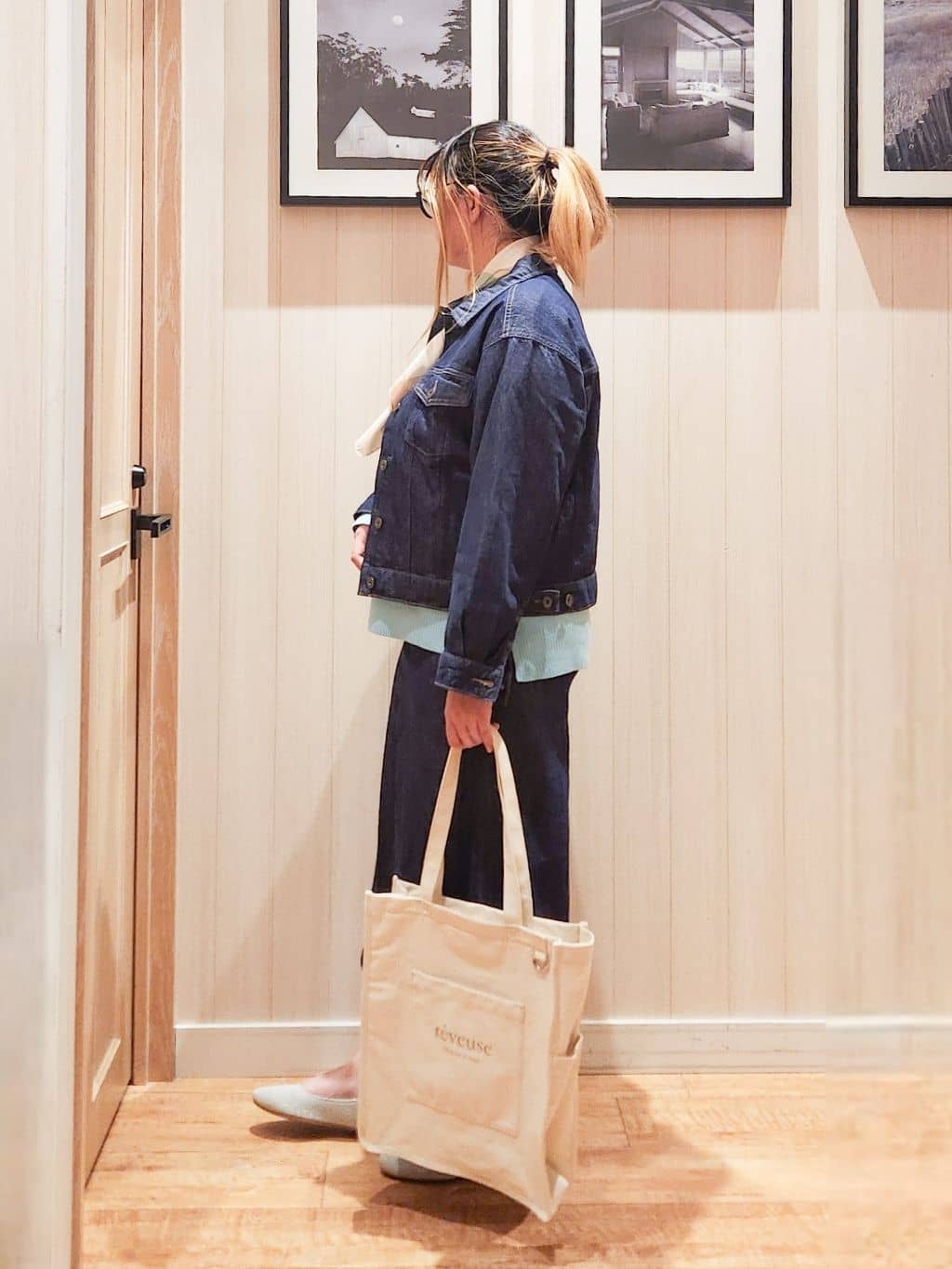 れーやんさんの「SHOO･LA･RUE｜【SHOO・LA・RUE DENIM】羽織るだけでこなれる　オーバーサイズデニムジャケット」を使ったコーディネート