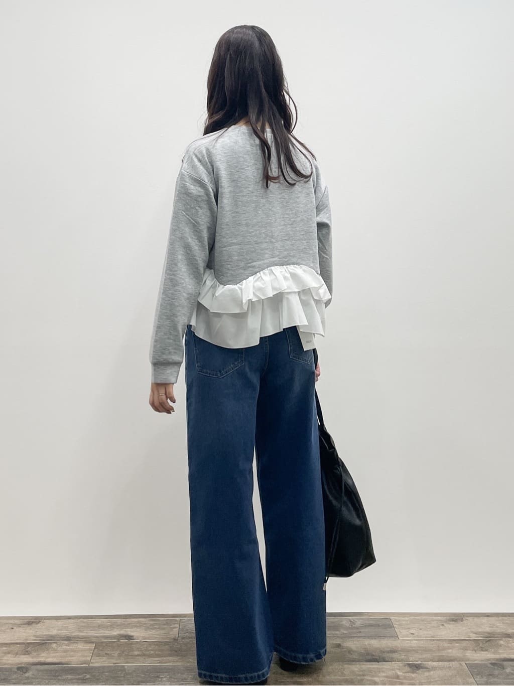 Aikoさんの「OPAQUE.CLIP｜裾フリルドッキングトップス【洗濯機OK】」を使ったコーディネート