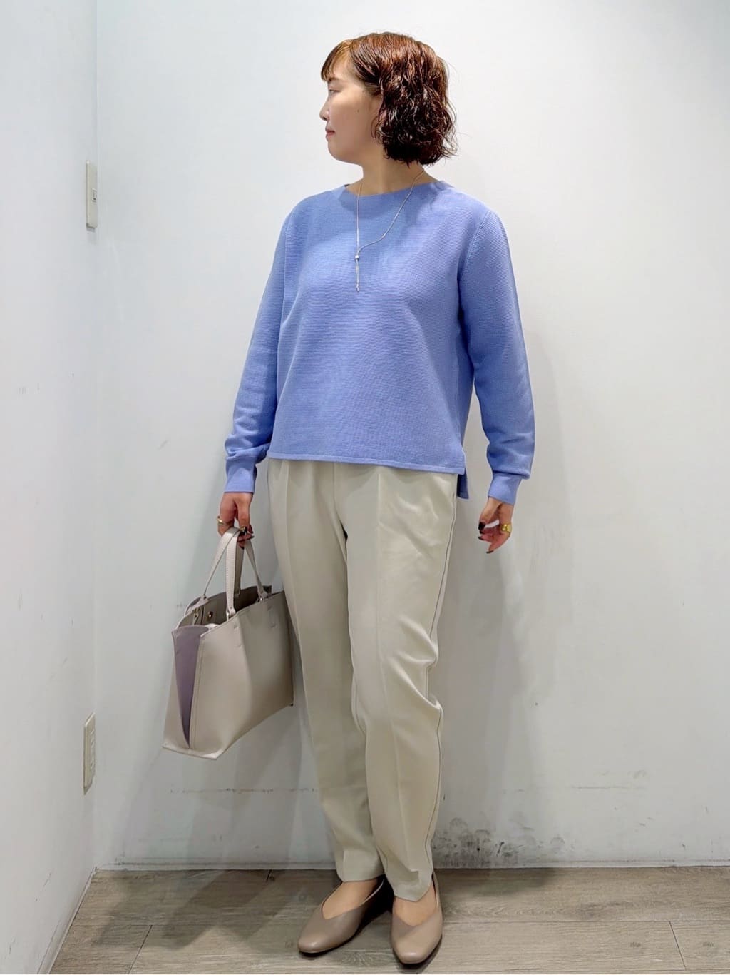 sumicaさんの「OPAQUE.CLIP｜美脚ストレッチイージーテーパードパンツ【洗濯機OK】」を使ったコーディネート