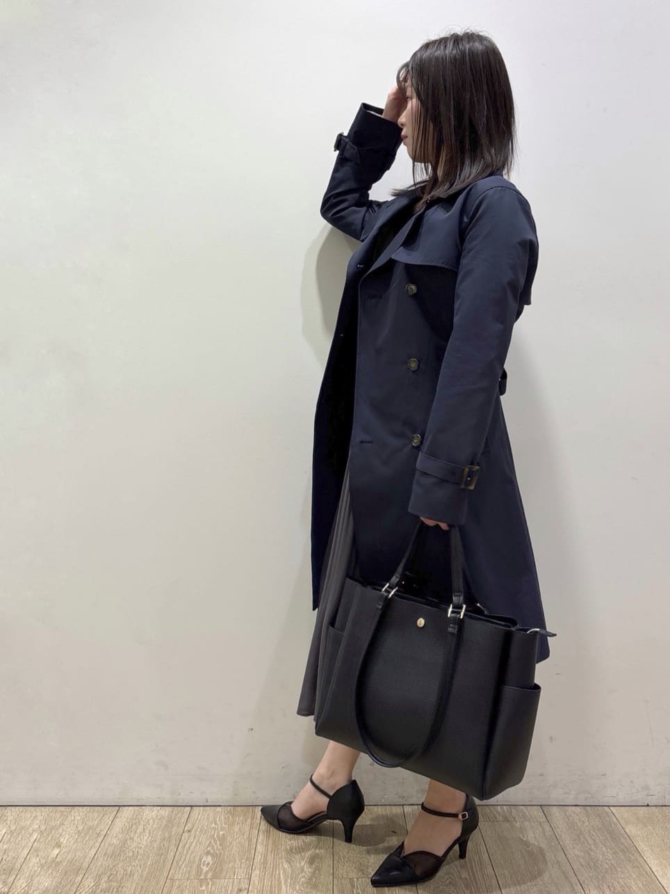 mameさんの「index｜撥水トレンチコート【洗濯機OK／花粉対応】《XS～3L》」を使ったコーディネート