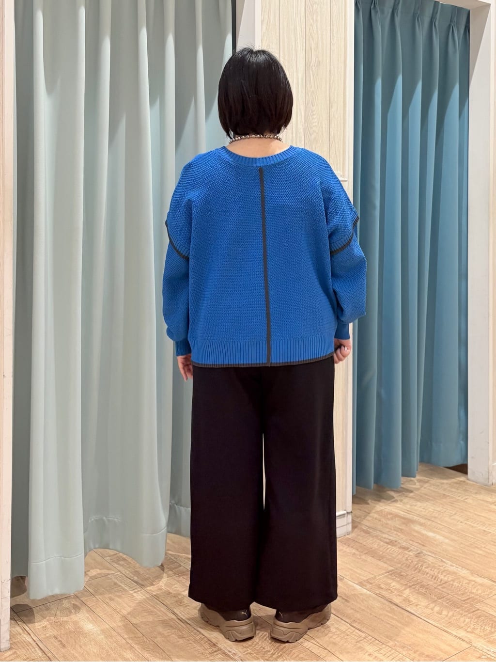 砂糖さんの「SHOO･LA･RUE｜ビッグボールチェーンネックレス」を使ったコーディネート