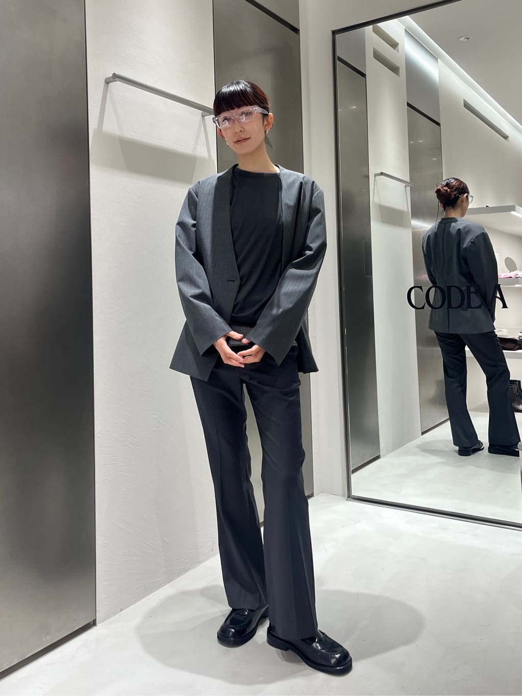 Rielさんの「CODE A｜sheer combi layer tops」を使ったコーディネート