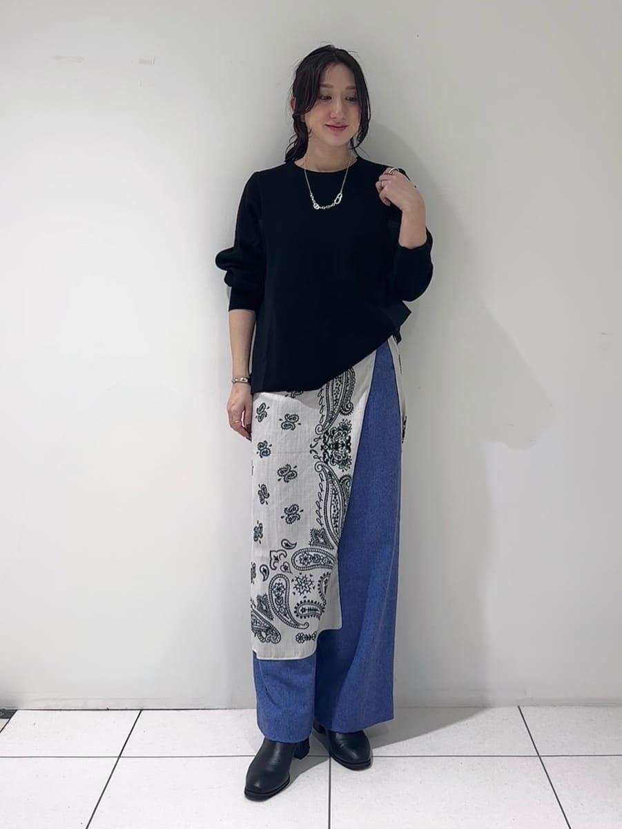 そんさんの「INDIVI｜【撥水／洗える／デザイン衿】ステッチレス ショートダウンコート」を使ったコーディネート