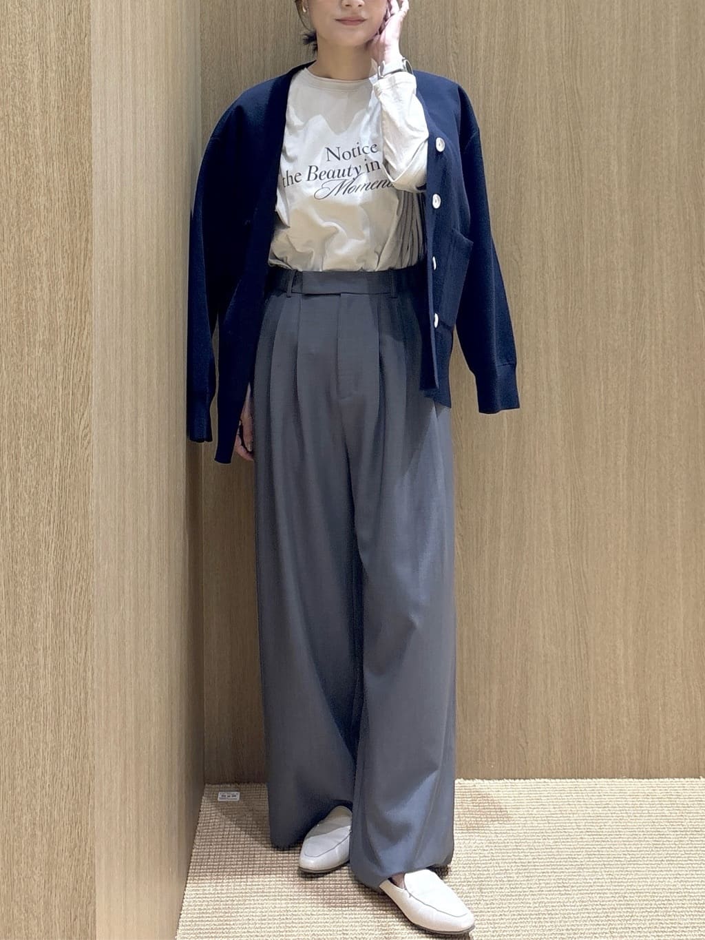 たけねぇさんの「OPAQUE.CLIP｜リラクシーロゴプリントTシャツ【洗濯機OK】」を使ったコーディネート