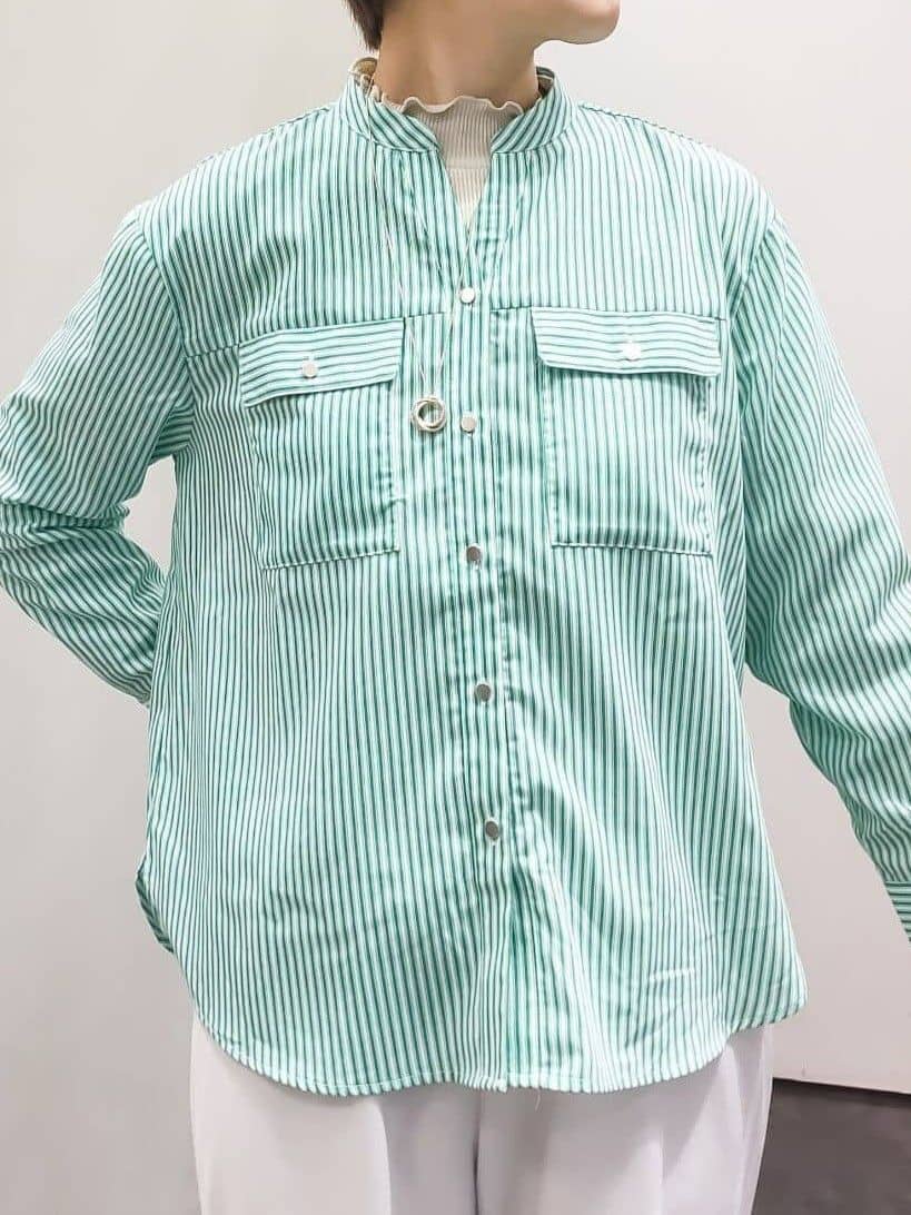 やまちゃんさんの「grove｜【貴島明日香さん着用】お仕事も普段も。今どきワークシャツブラウス」を使ったコーディネート