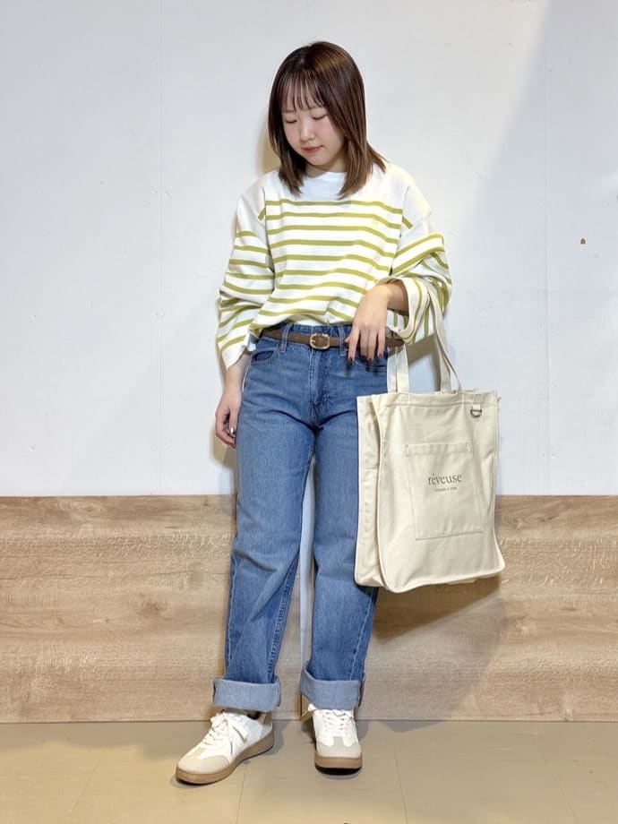 るねさんの「SHOO･LA･RUE｜【防花粉/洗濯機可/S-LL】ゆったり着られる 大人のテントフーディージャケット」を使ったコーディネート