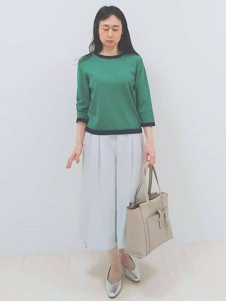 SANAさんの「Reflect｜【アンサンブル可】バイカラーニット」を使ったコーディネート