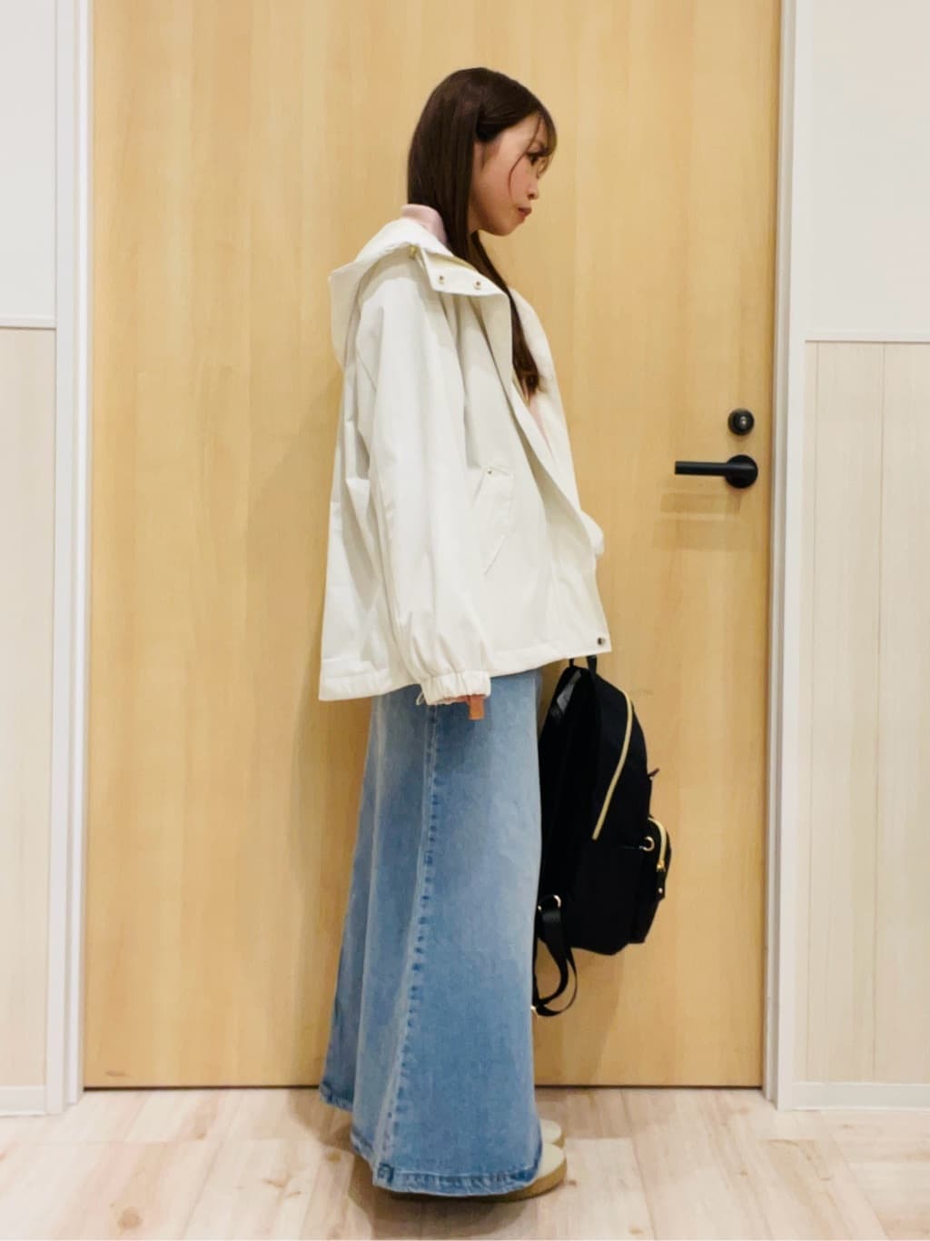 minamiさんの「SHOO･LA･RUE｜【SHOO・LA・RUE DENIM】シンプルだから使いやすい Aラインスカート」を使ったコーディネート
