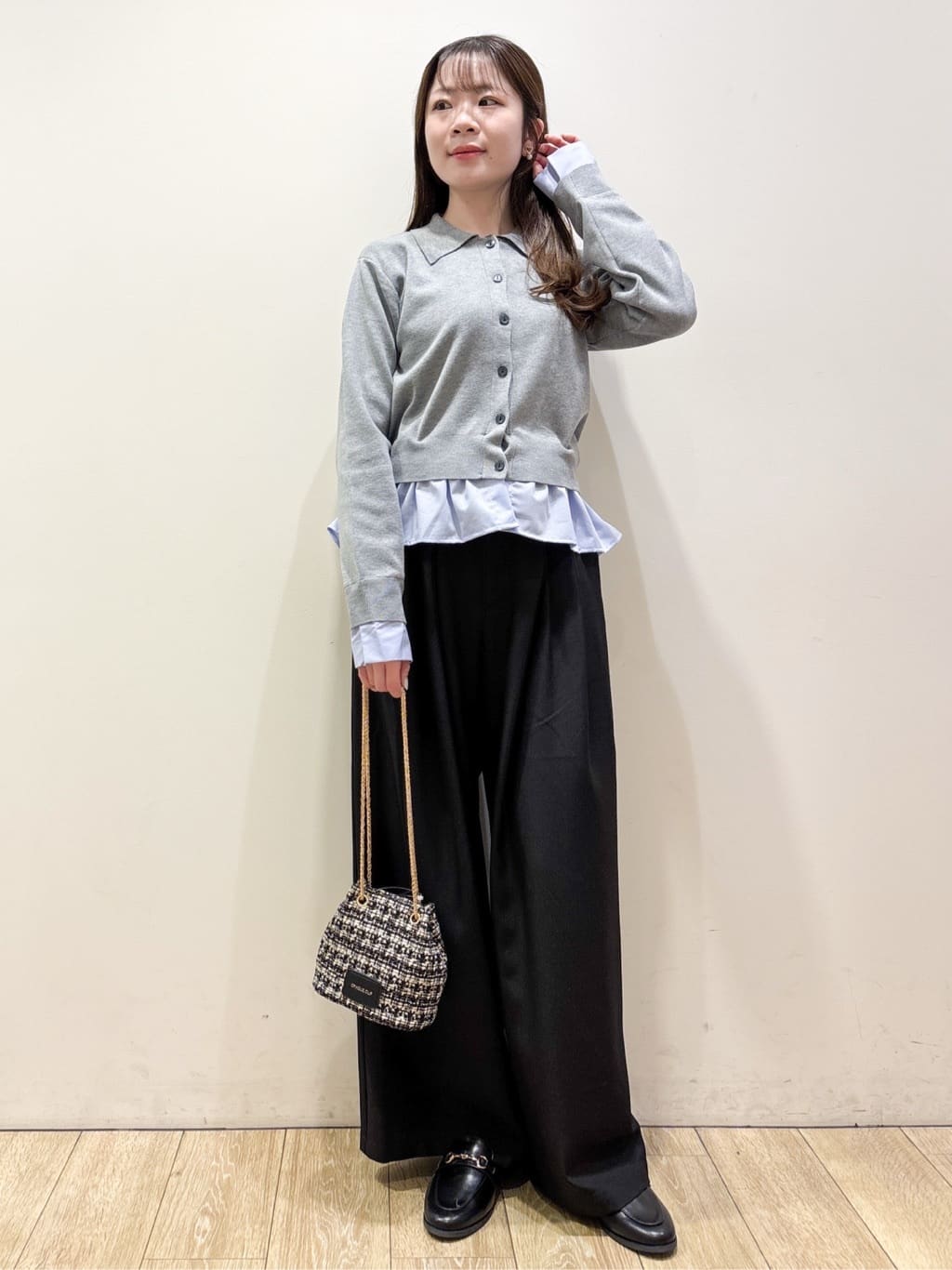 ayaさんの「index｜ポロ衿シャツドッキングニット【洗濯機OK】」を使ったコーディネート