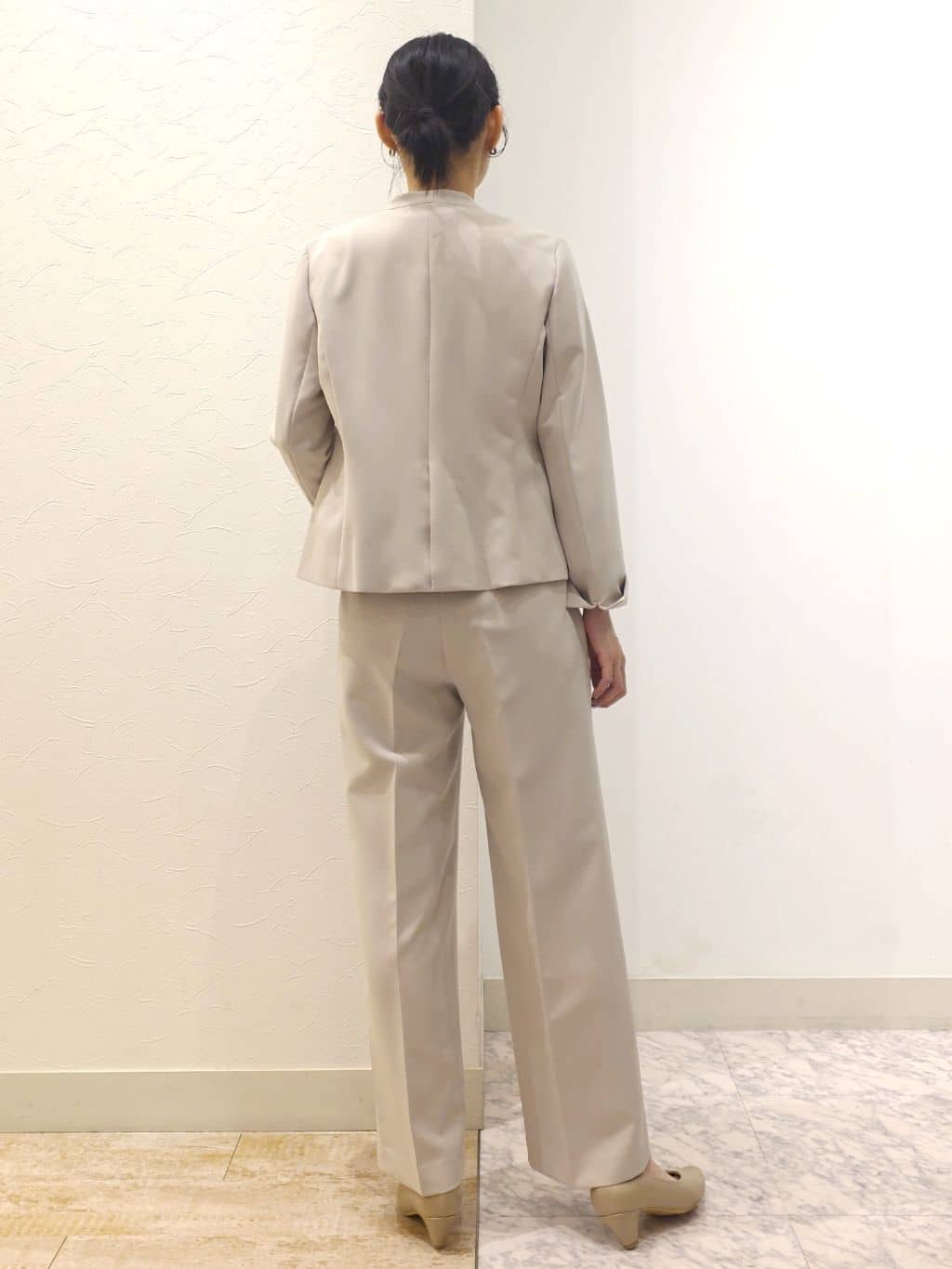 ケイさんの「grove｜【マシンウォッシュ／防シワ/SS-3L】ストレッチノーカラージャケット」を使ったコーディネート