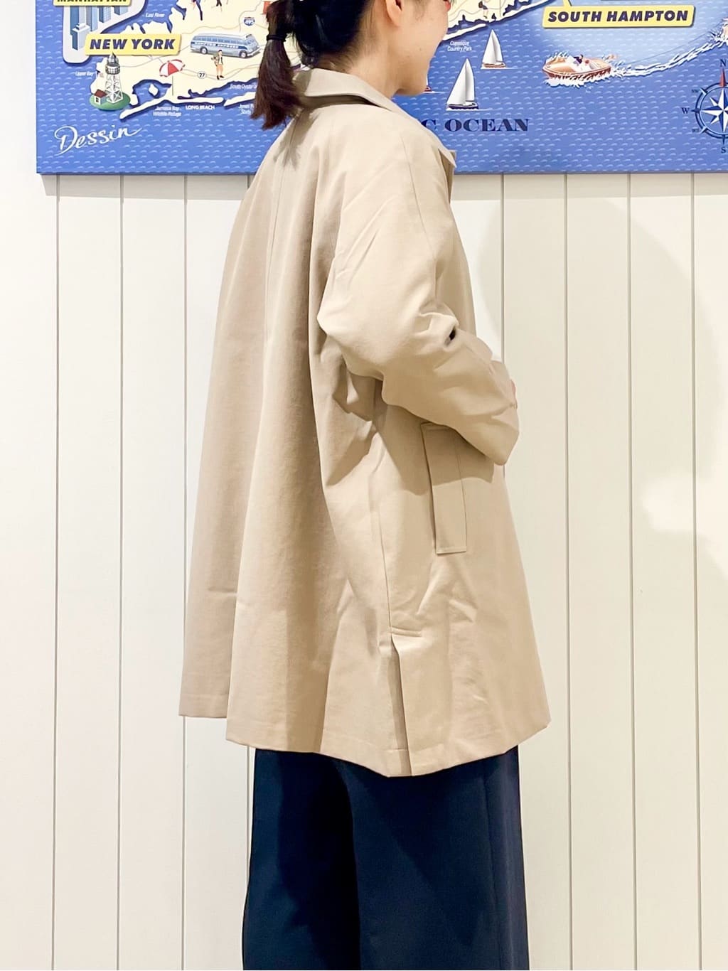 uwatokoさんの「Dessin｜【花粉ガード/撥水加工/洗える】ステンカラースプリングコート」を使ったコーディネート