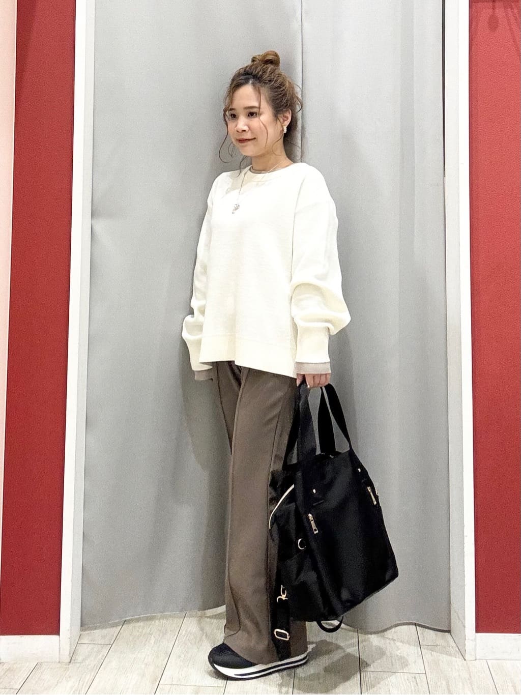 shioさんの「SHOO･LA･RUE｜【SHOO・LA・RUE DENIM】羽織るだけでこなれる　オーバーサイズデニムジャケット」を使ったコーディネート