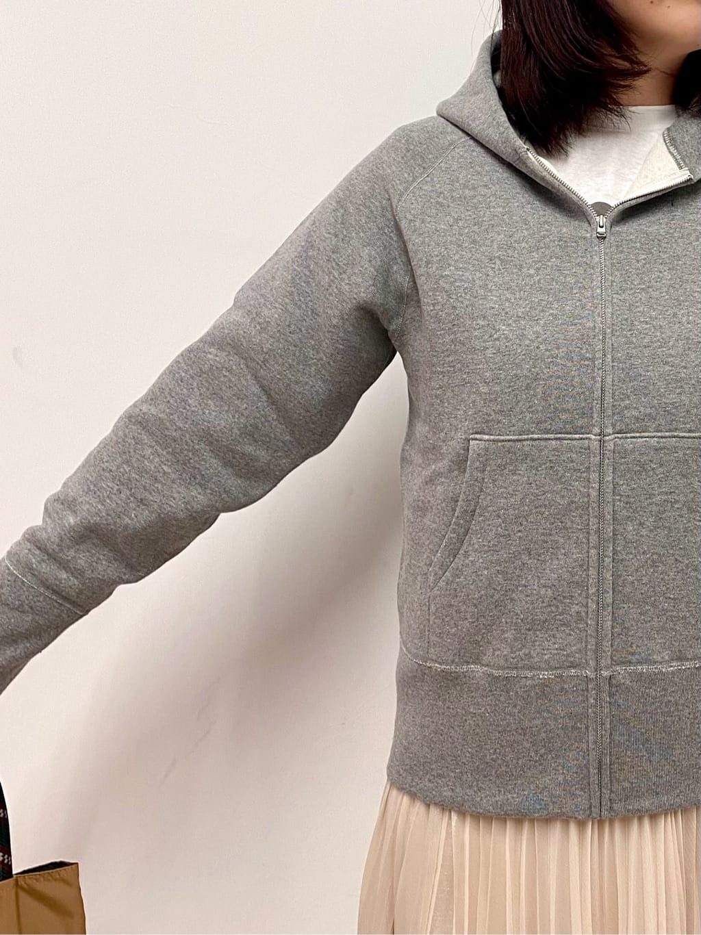 Sawaguchiさんの「DRESSTERIOR｜デキシー吊裏毛ジップアップパーカ」を使ったコーディネート