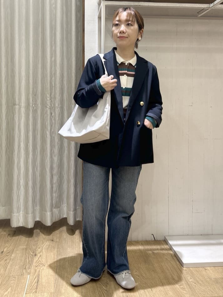 ga_riさんの「THE SHOP TK｜【通勤にもデイリーにも】CAVIAN 金ボタンダブルブレストジャケット」を使ったコーディネート