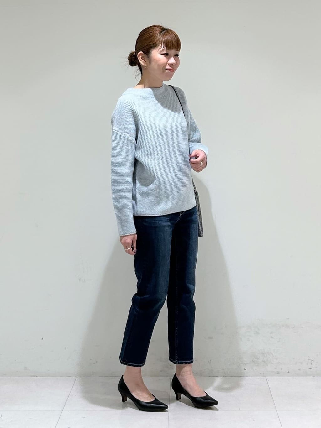 tsuyuさんの「INDIVI｜【花粉付着防止／撥水／UVケア】名品トレンチコート」を使ったコーディネート