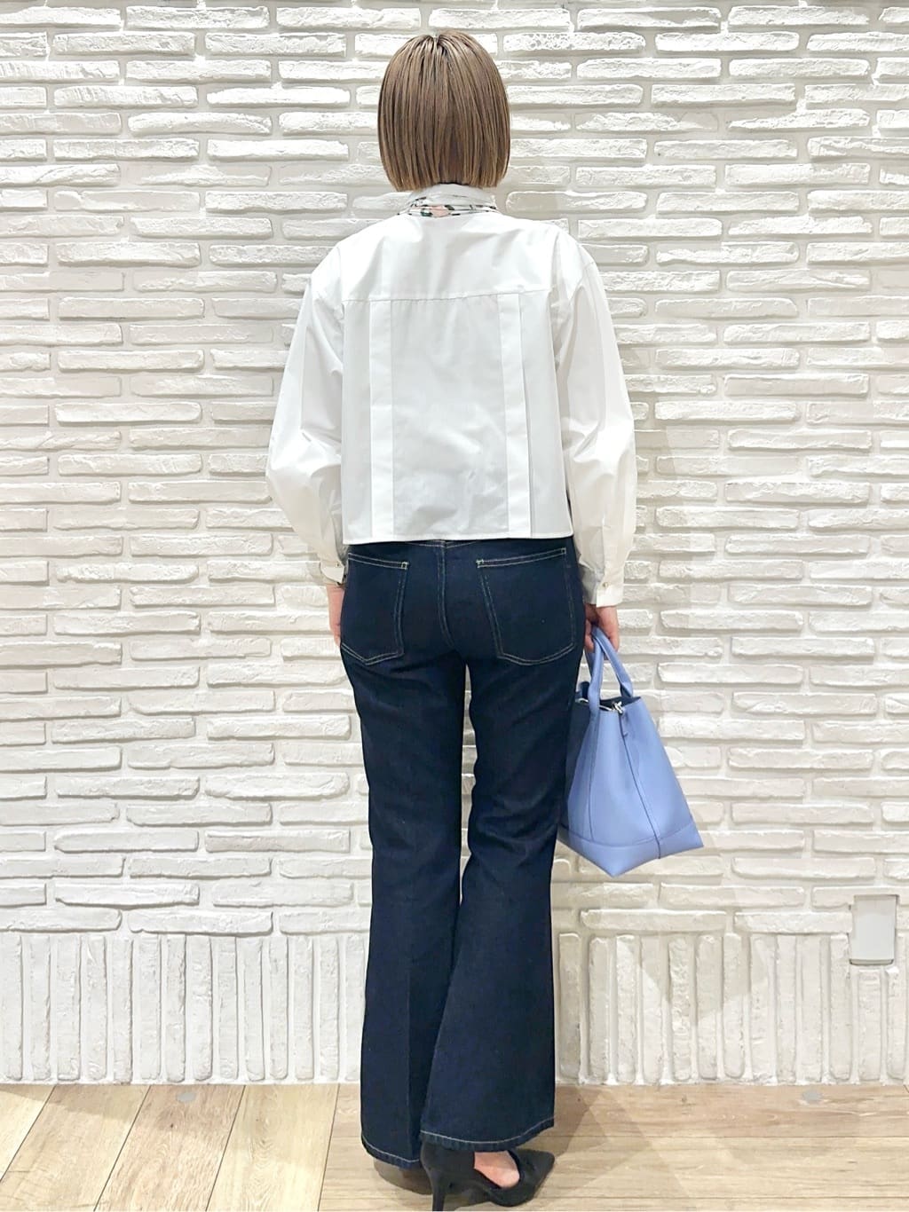 Hana...eさんの「index｜ブロード短丈タックシャツ【洗濯機OK】《5col》」を使ったコーディネート