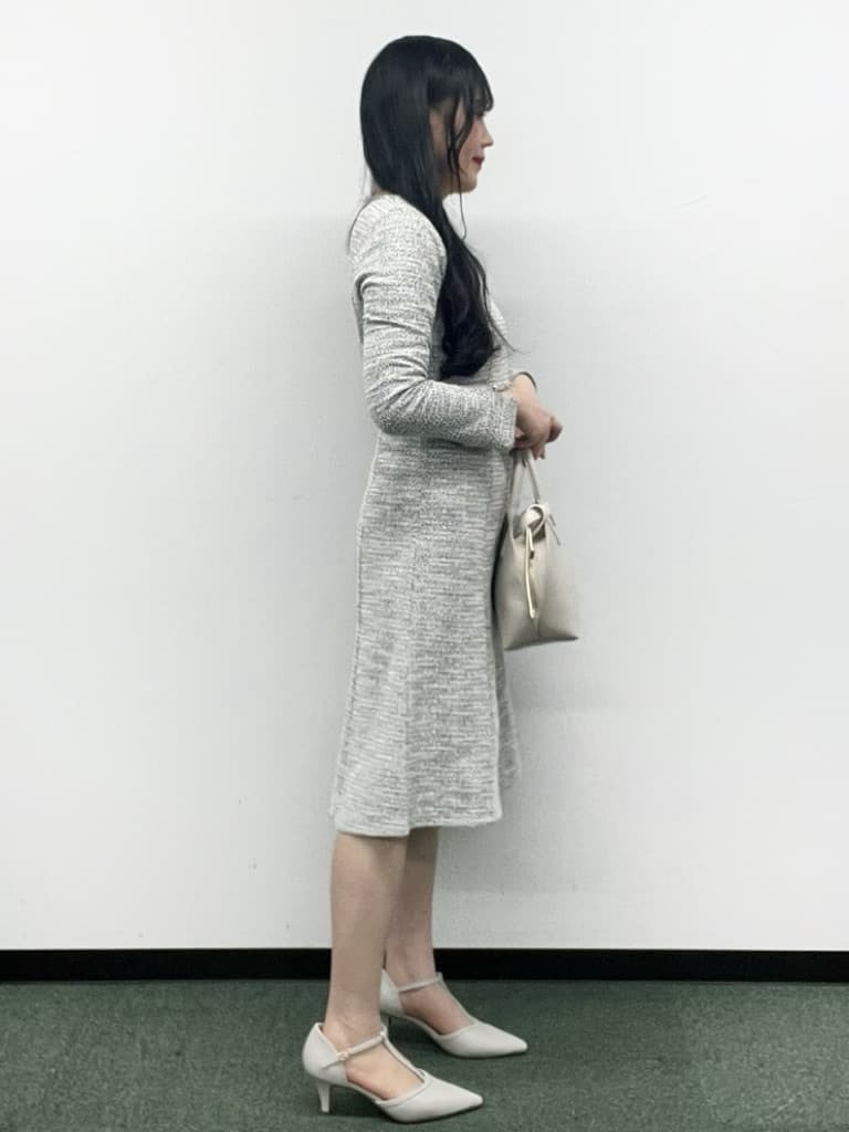 Hitomiさんの「index｜ミックスツイードフレアワンピース【洗える／イージーアイロン／ストレッチ】《S～3L》」を使ったコーディネート