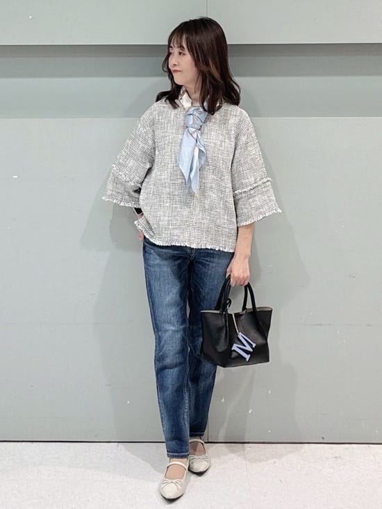 makiさんの「UNTITLED｜◆【洗える】ツイードドルマンブラウス」を使ったコーディネート