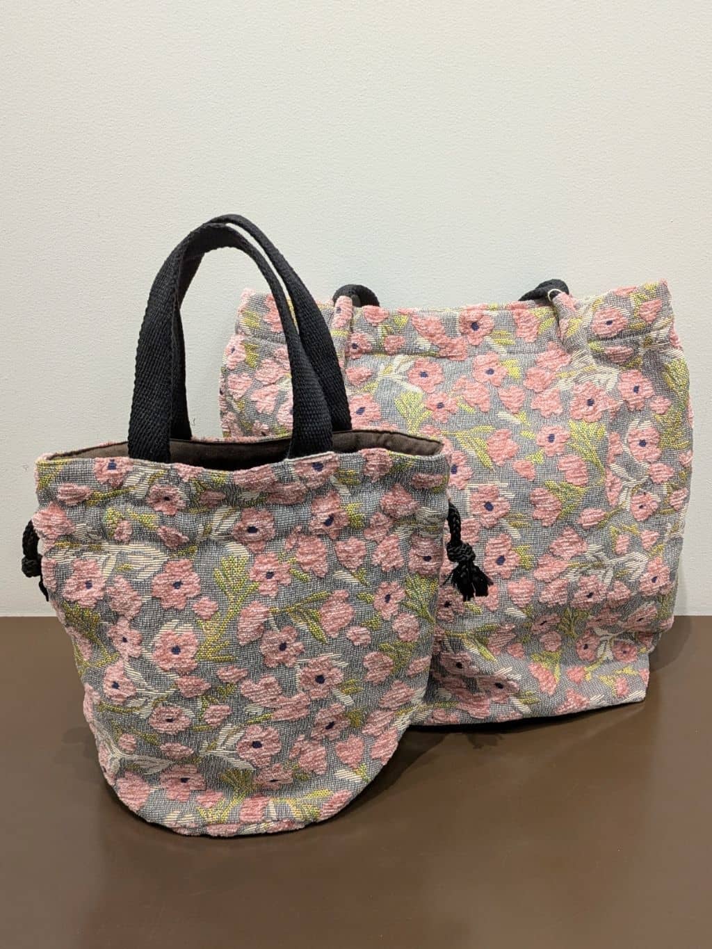 SHIORIさんの「SHOO･LA･RUE｜【インド製/選べる4柄】ジャカードトートバッグ」を使ったコーディネート