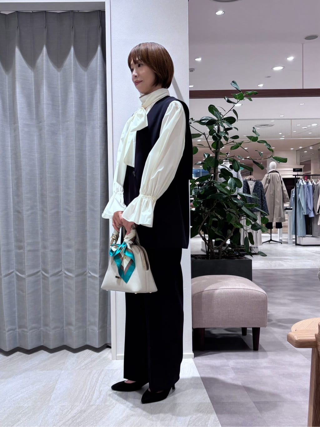 Satoさんの「UNTITLED｜◆【セレモニー/華やか】2WAYボウタイブラウス」を使ったコーディネート
