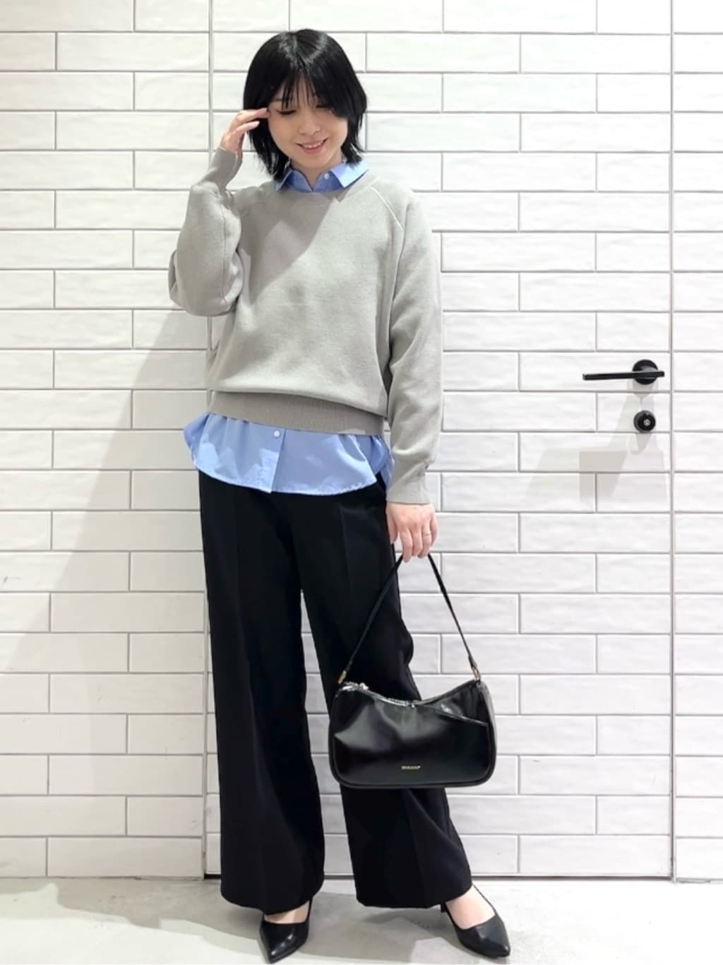 しおりさんの「OPAQUE.CLIP｜スウェットライクニット【洗濯機OK】」を使ったコーディネート