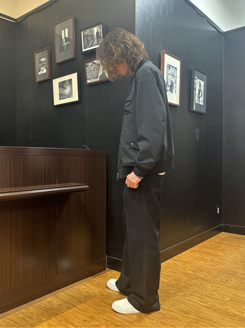 おーのさんの「TAKEO KIKUCHI｜【BOWLER HAT LABEL】撥水 MA－1ブルゾン」を使ったコーディネート