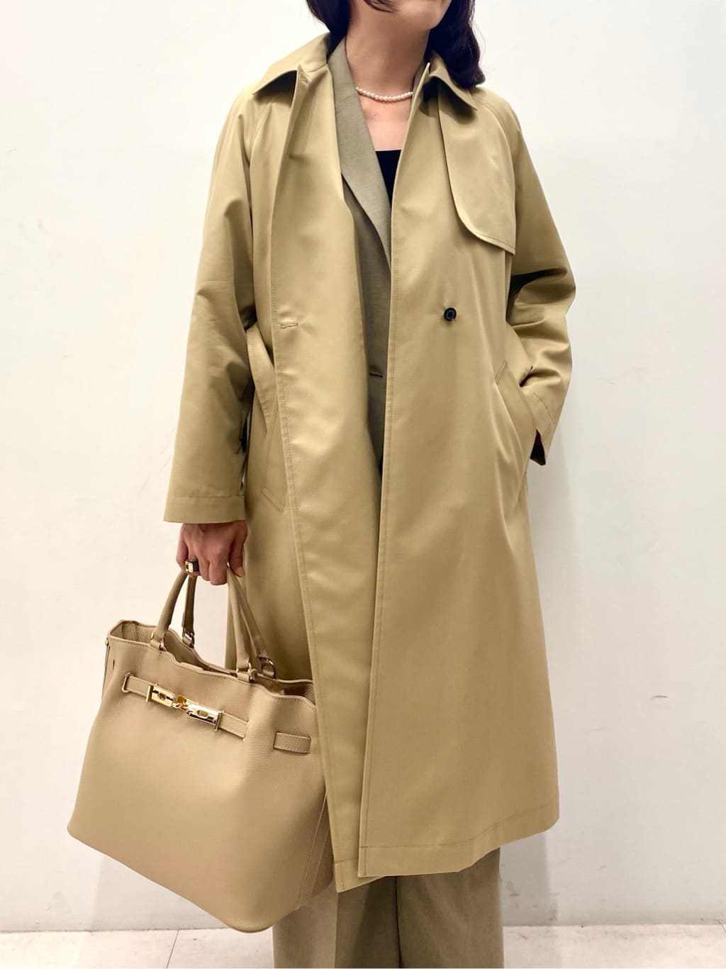 Sawaguchiさんの「DRESSTERIOR｜【ウォッシャブル/美シルエット】ライト トレンチコート」を使ったコーディネート