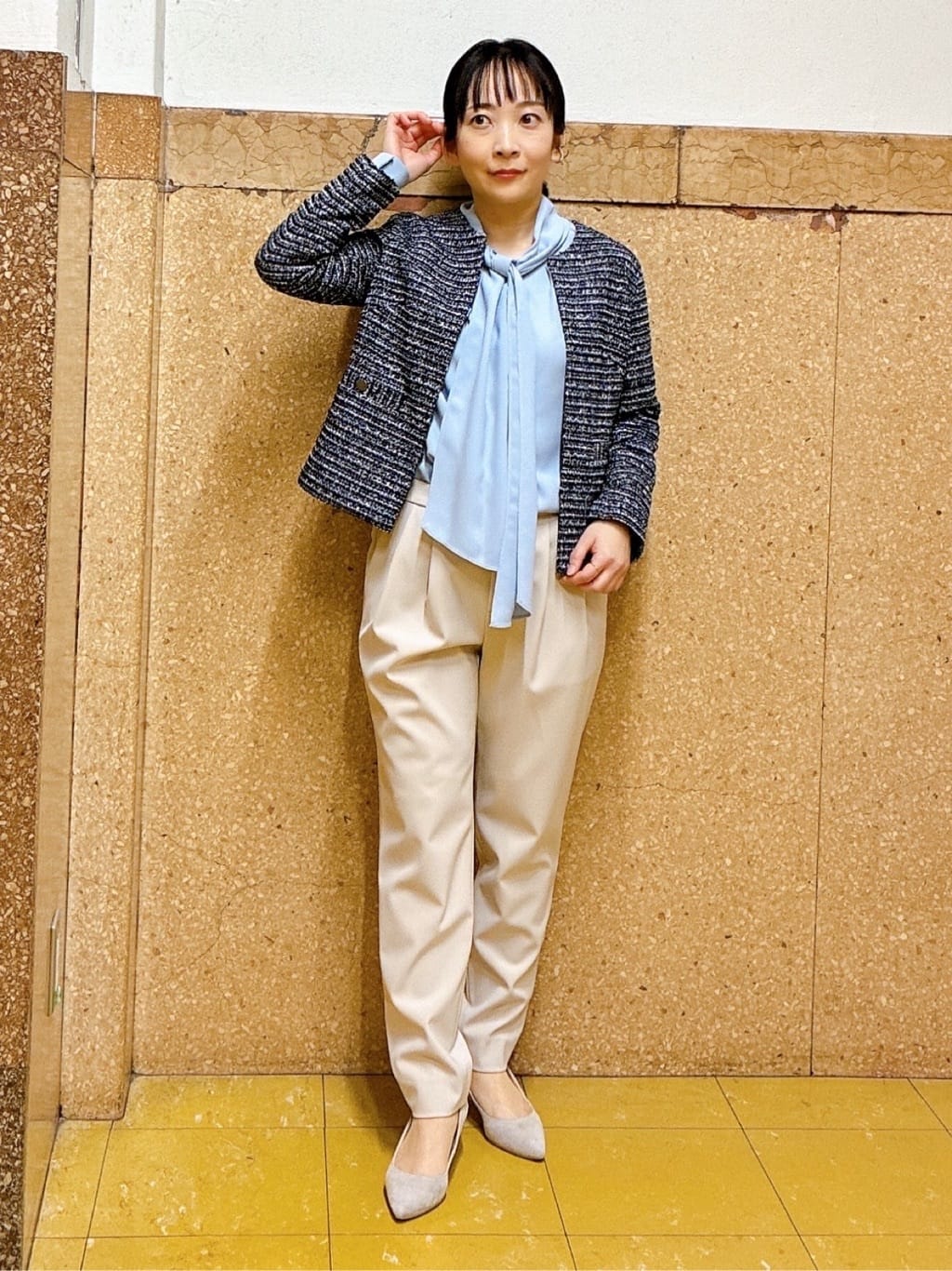 hattoriさんの「INDIVI｜【洗える】ジョーゼットボウタイブラウス」を使ったコーディネート