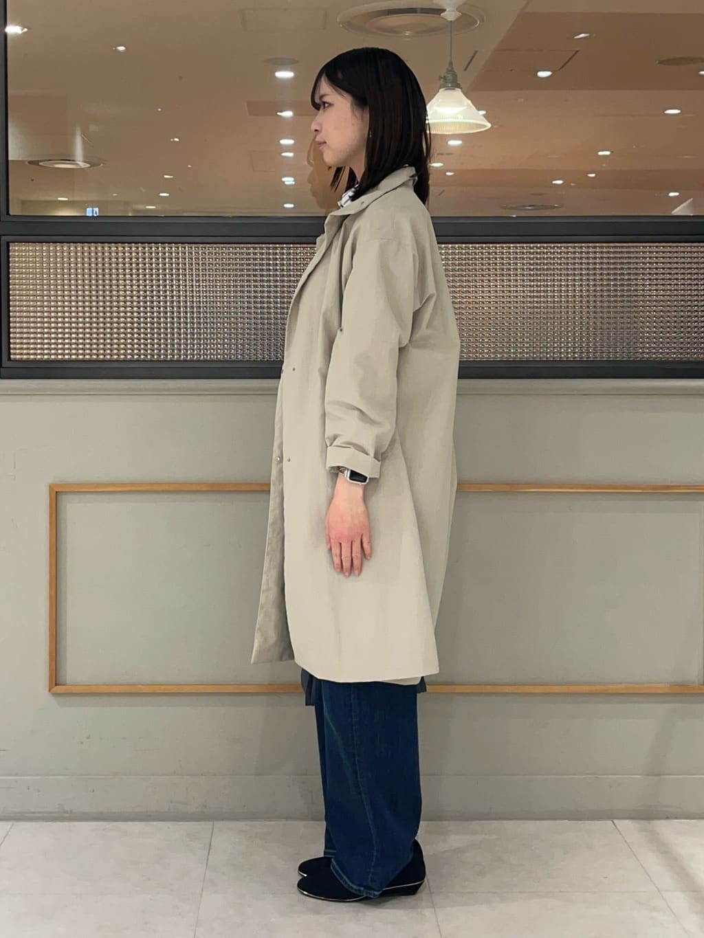 kumiさんの「INDIVI｜【2WAY／洗える】ラメストライプ コットン混シャツ」を使ったコーディネート